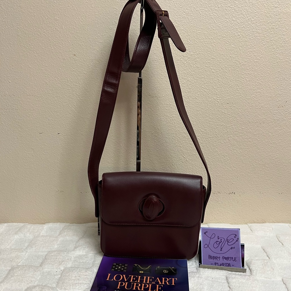 Cartier Elegant Brown Leather Shoulder Bag